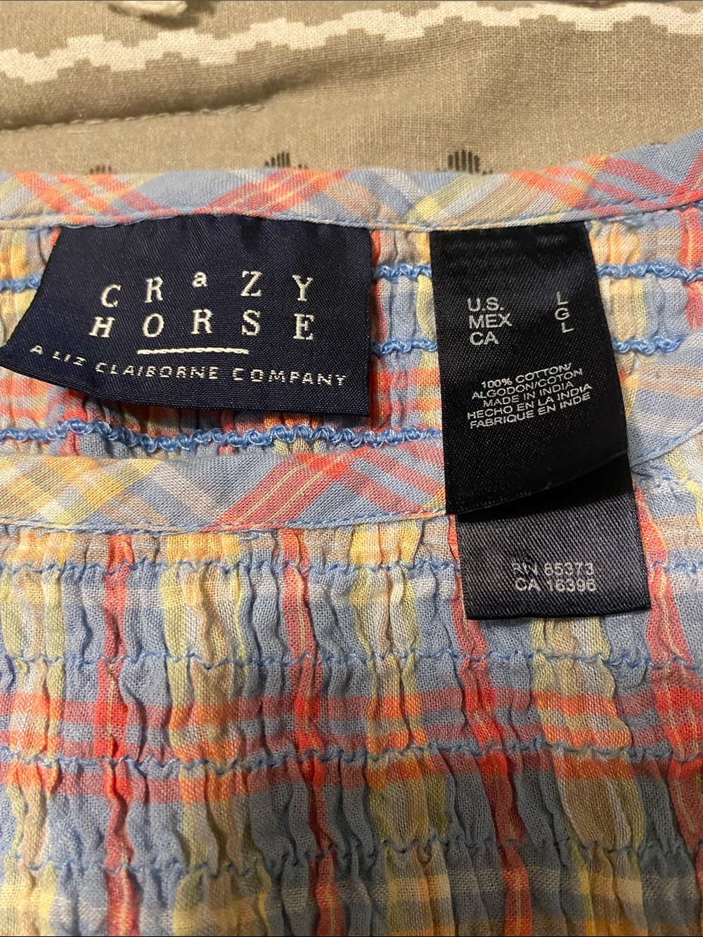 Liz Claiborne Crazy Horse Multicolor Plaid Smocked Top - Picture 2 of 4